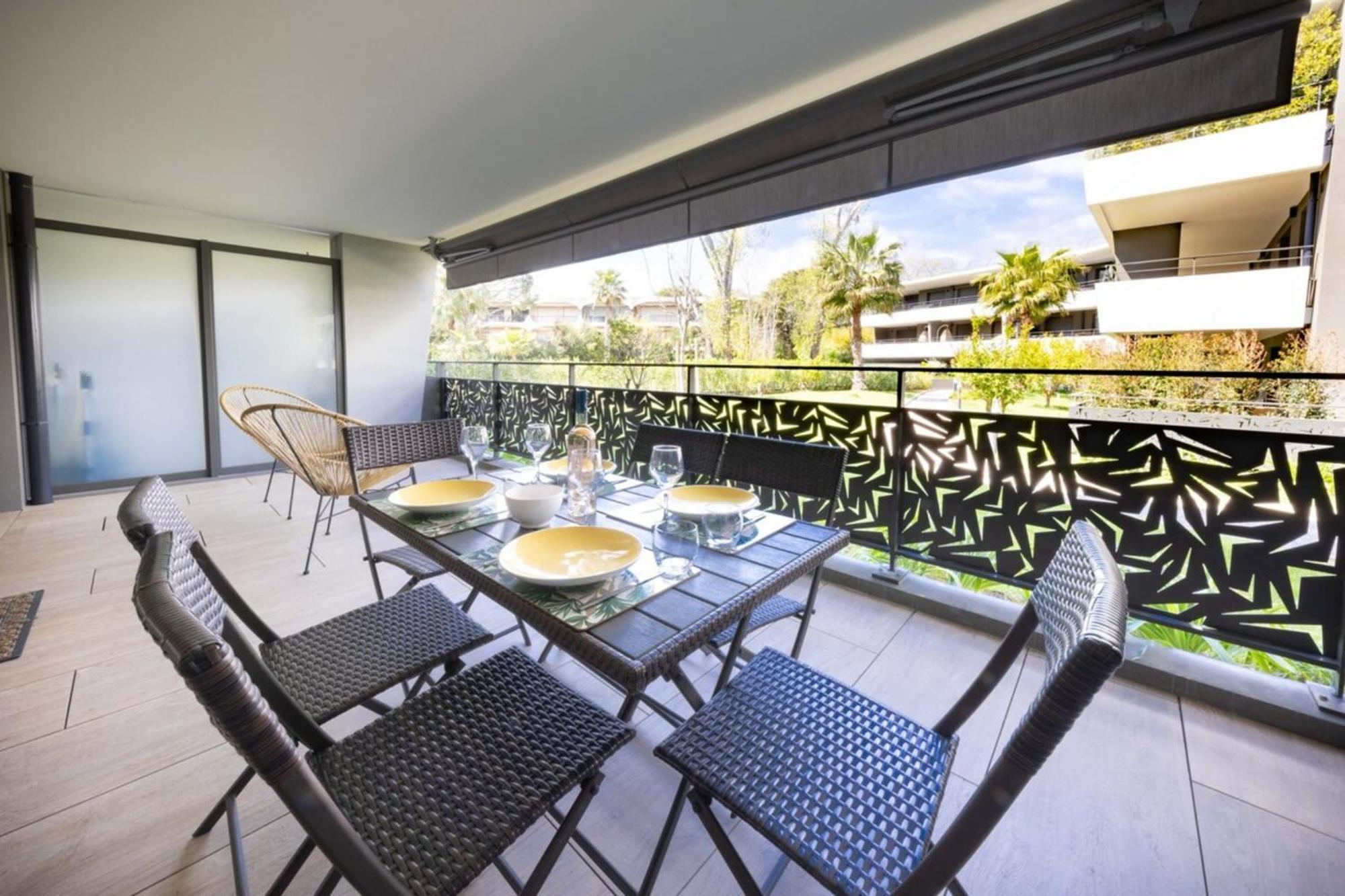06Ah - Superb Waterfront T2 - Swimming Pool Apartment Villeneuve-Loubet Exterior photo