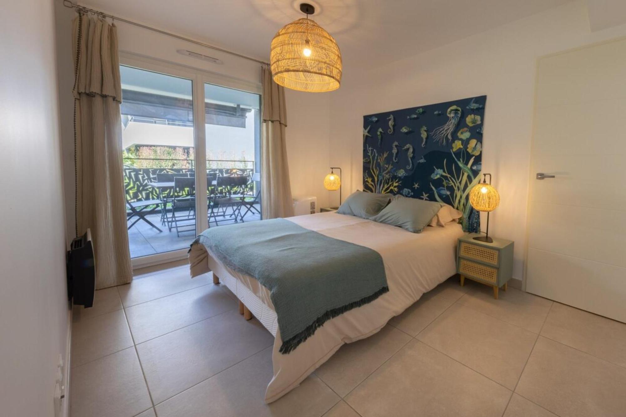 06Ah - Superb Waterfront T2 - Swimming Pool Apartment Villeneuve-Loubet Exterior photo