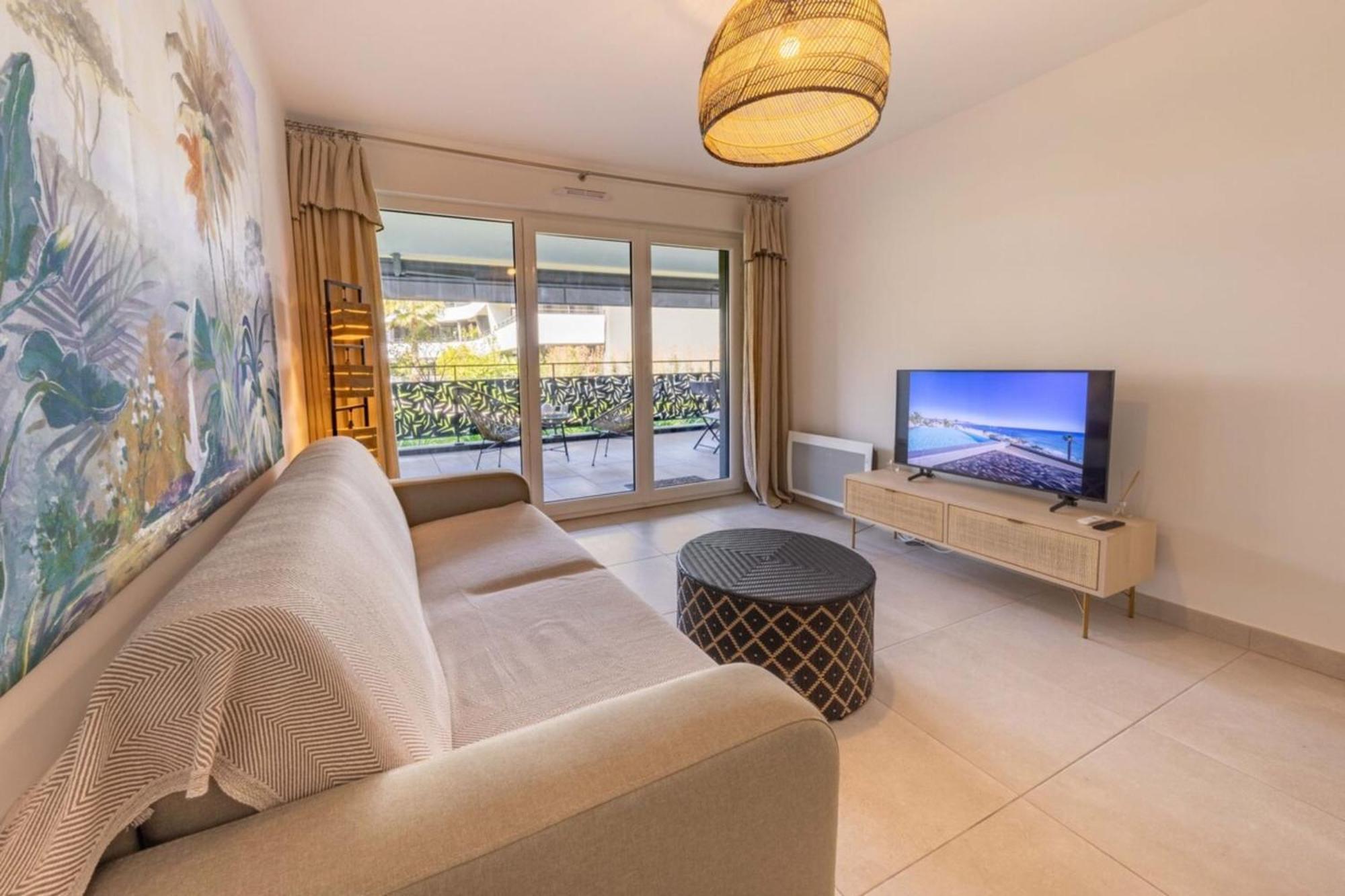 06Ah - Superb Waterfront T2 - Swimming Pool Apartment Villeneuve-Loubet Exterior photo