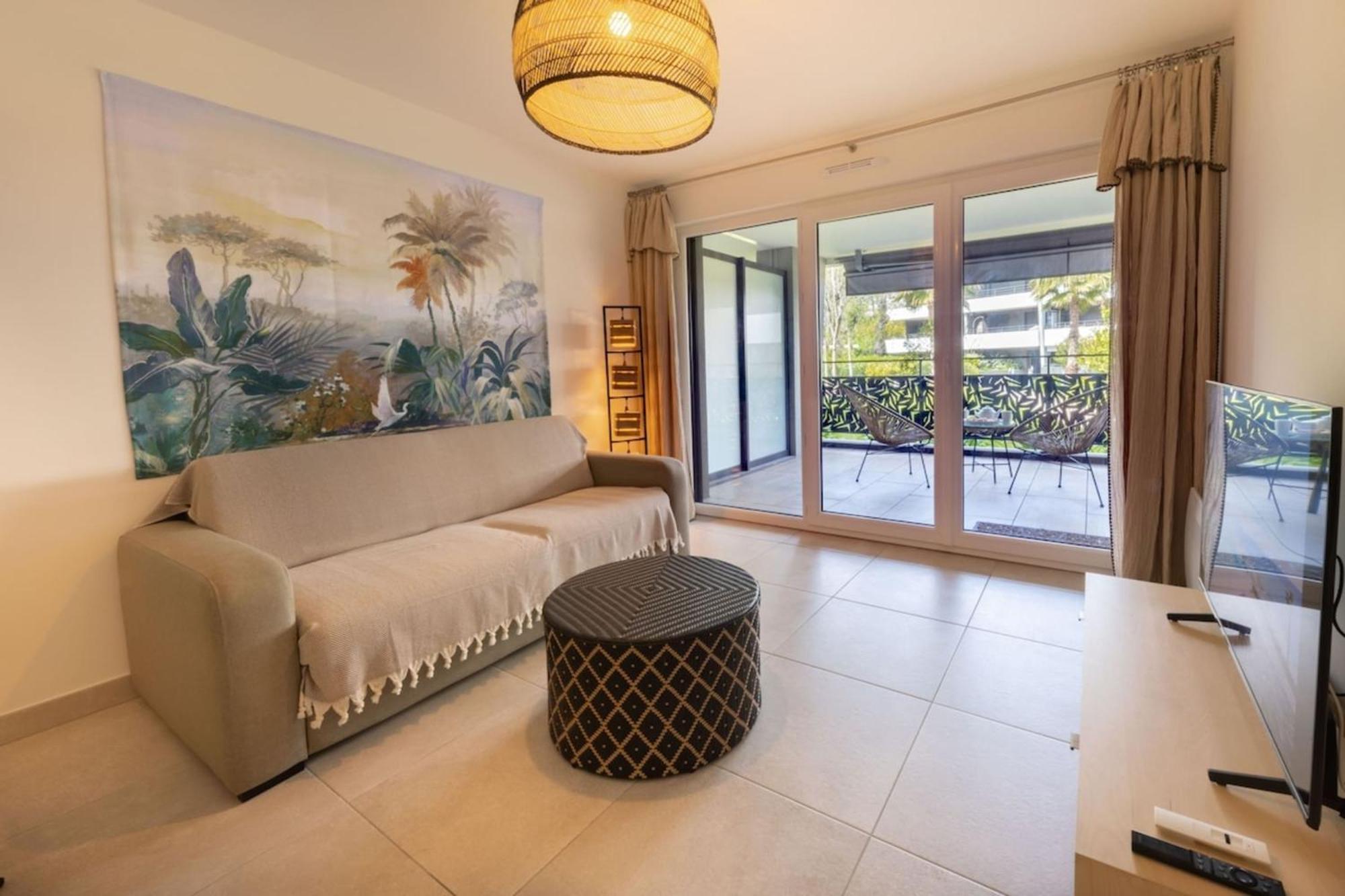 06Ah - Superb Waterfront T2 - Swimming Pool Apartment Villeneuve-Loubet Exterior photo